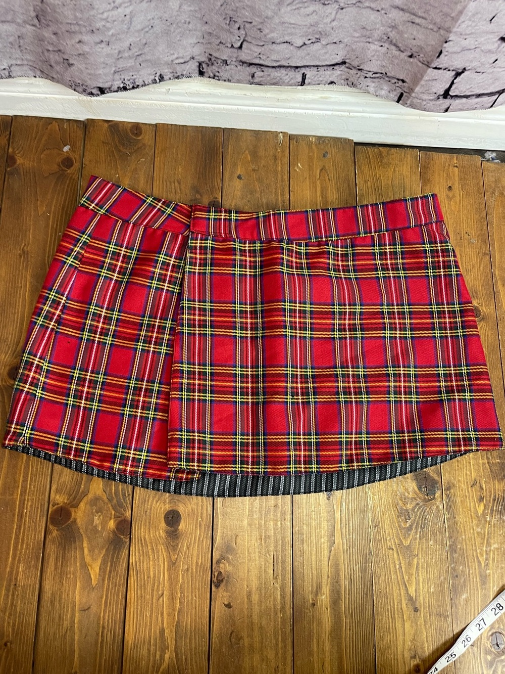 Dreamgirl lingerie size xl red plaid mini skirt
